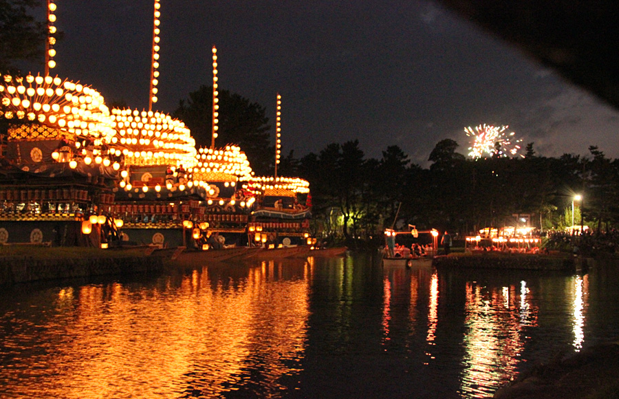 尾張津島天王祭